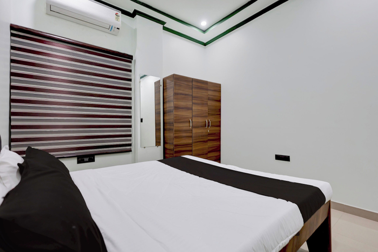 Others 4, Hotel O Essence Inn, Kaushambi