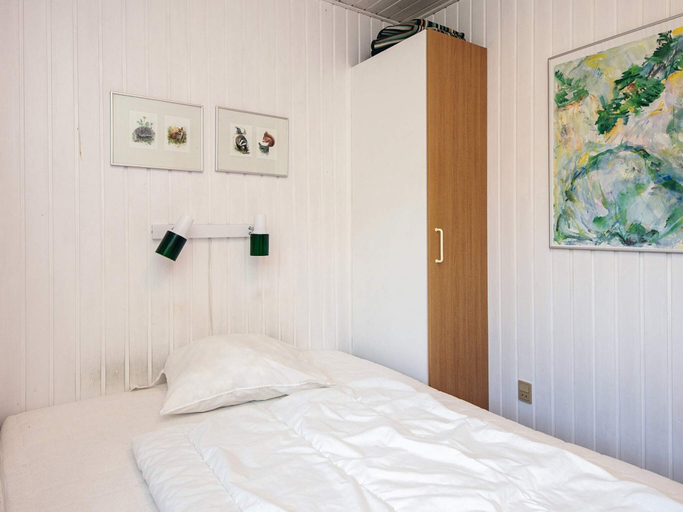 Others 5, 5 Person Holiday Home in Romo, Tønder