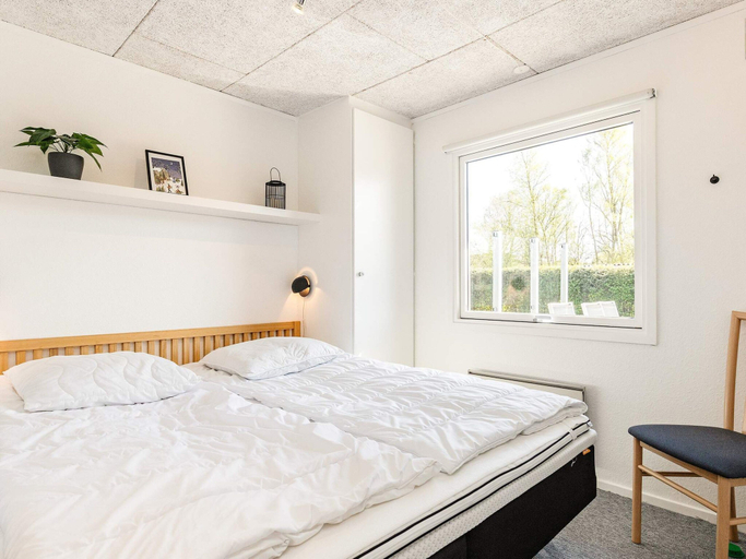 Bedroom 2, 6 Person Holiday Home in Hals, Aalborg
