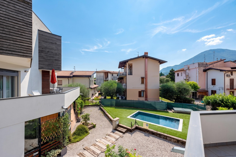 Others 4, Rosy House 100m From Lake& Shared Pool, Brescia