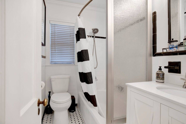Others 5, Summerville Suite, Mobile