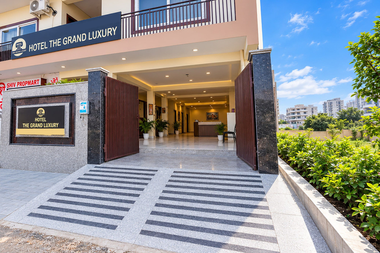 Others 5, Hotel O The Grand Luxury, Gautam Buddha Nagar