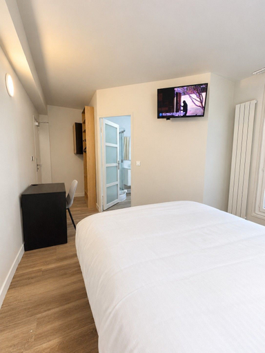 Bedroom 3, Hotel de France, Paris