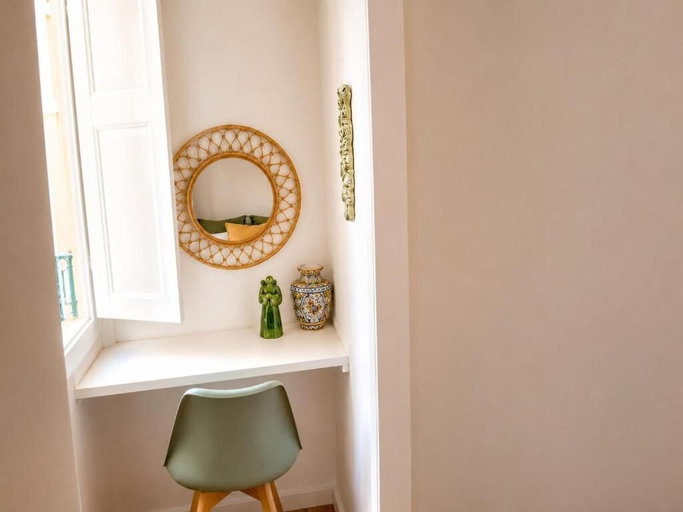 Others 5, Alfama Cozy Studios by Get Your Stay, Lisbon