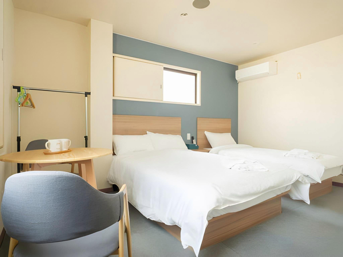 Bedroom 2, Hotel Yoshiya, Osaka