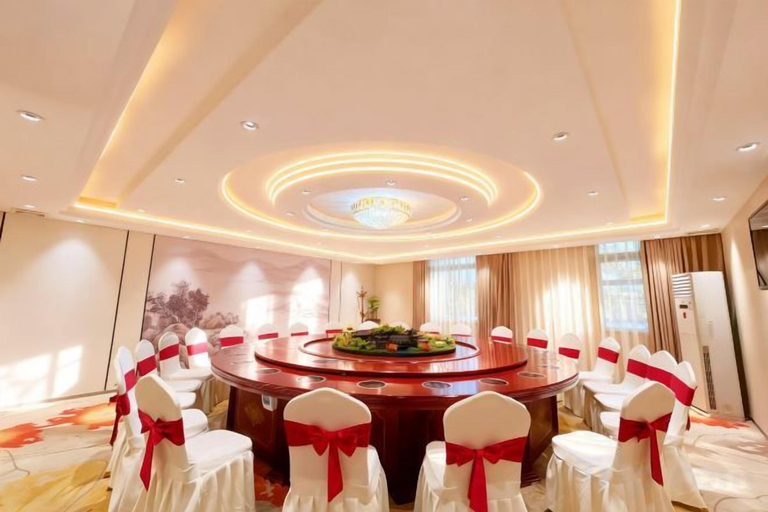 Food & Drinks 3, Beiliu Grand Hotel (Guijiang Pearl Pedestrian Street), Yulin