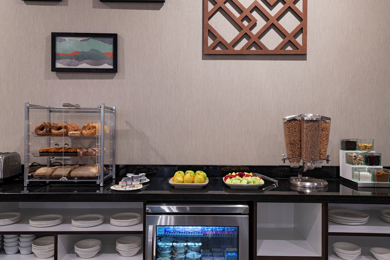 Food & Drinks 5, Four Points by Sheraton Fort Worth North, Fort Worth