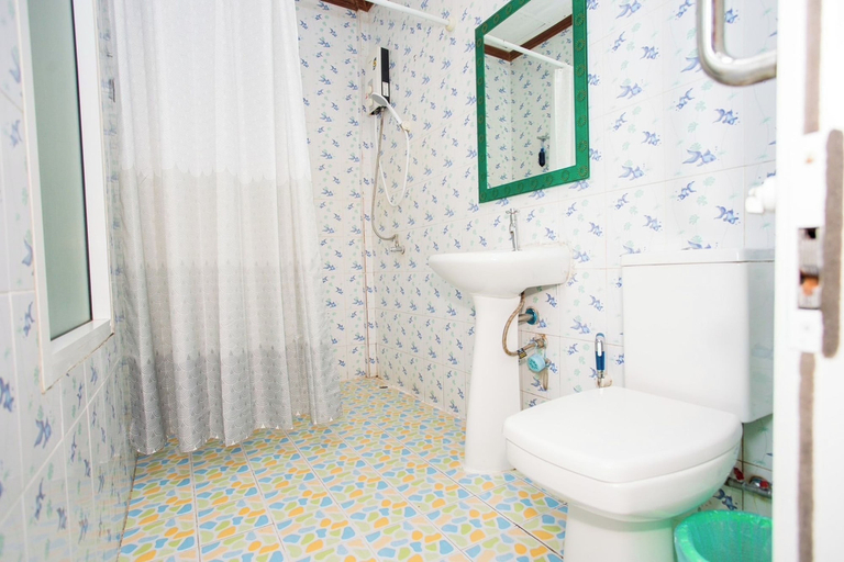 Bathroom 4, M.P Resort Krabi, Mueang Krabi