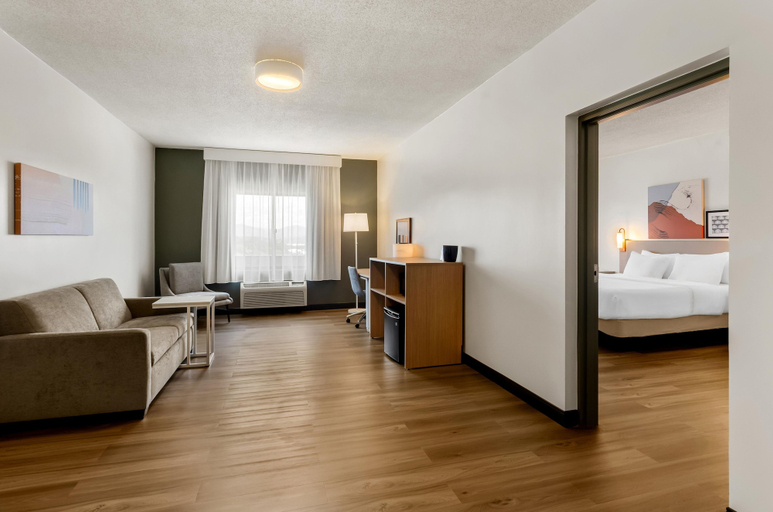 Bedroom 3, Spark by Hilton Salem East Electric Road, Salem