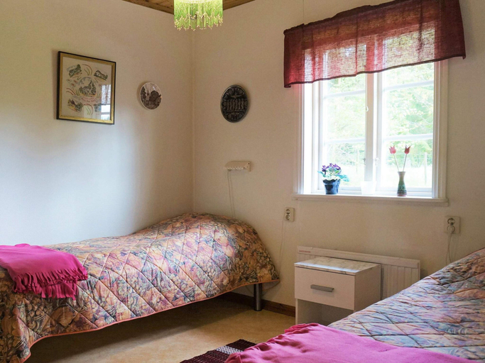 Bedroom 2, 6 Person Holiday Home in Asarp, Falköping