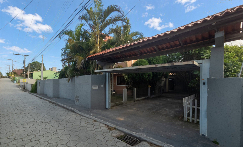 Others 2, 2-br House w/ Barbecue in Rio Tavares Mja0060, Florianopolis
