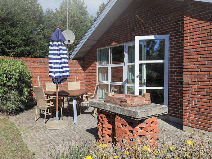 Others 5, 4 Person Holiday Home in Vaeggerlose, Guldborgsund