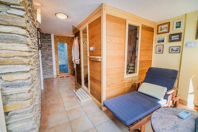 Others 3, Kaval Home with Free Onsite Wellness, Dravograd