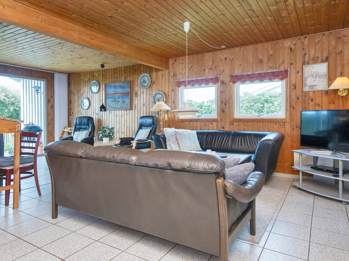 Others 4, 10 Person Holiday Home in Harboore, Lemvig