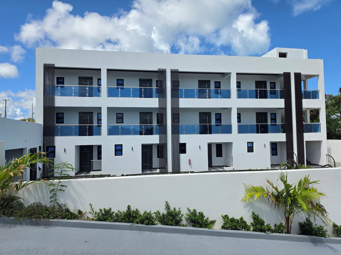 Others 4, Infiniti Suites