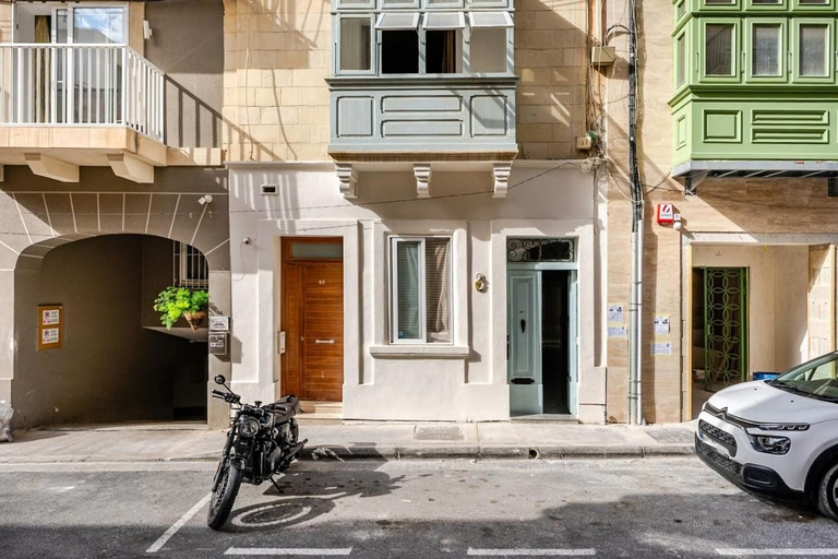 Others 3, JOSEPH COURT F5