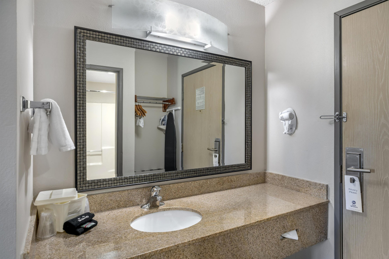 Bathroom 4, Best Western Ocala Park Centre, Marion
