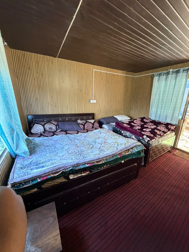 Others 4, New Hotel Sajwan, Rudraprayag