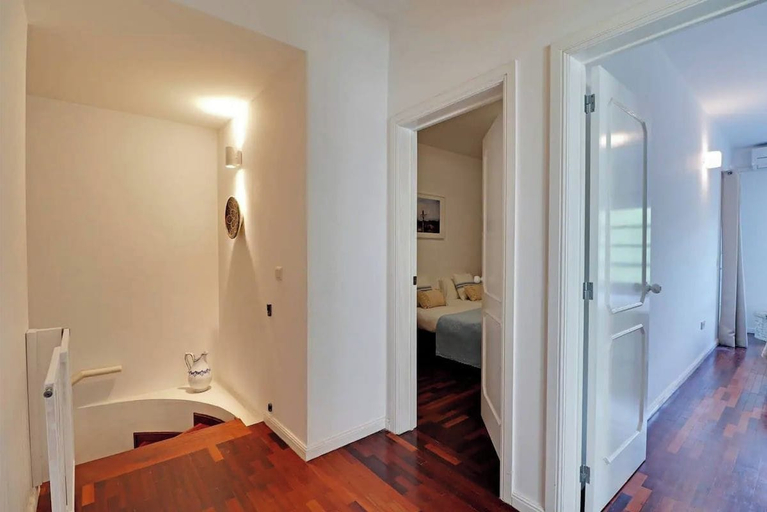 Others 5, Marina Family Duplex with Pool, Loulé