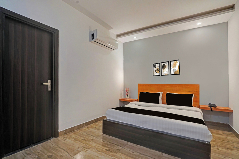 Others 3, Townhouse Sector 9 Gurgaon, Gurgaon