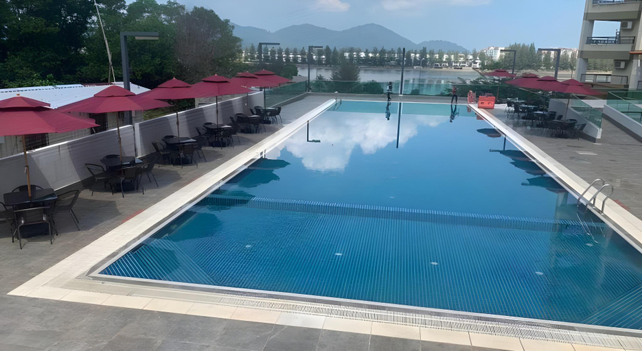 Sport & Beauty 5, Marina Heights Hotel Residences, Manjung