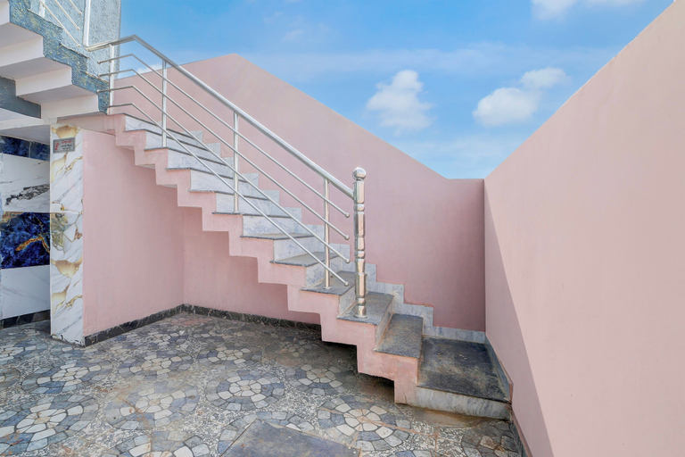 Others 5, Hotel O by OYO Virashat, Katni