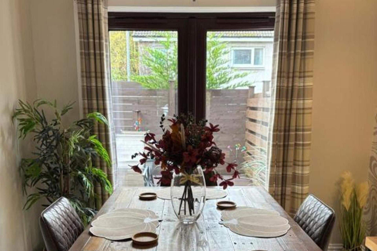Others 5, House Sleeps 4 With Enclosed Garden, Argyll and Bute