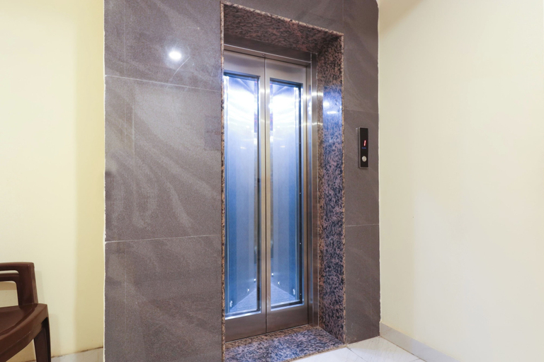 Bathroom, Hotel O Dwarkadhish, Dehradun