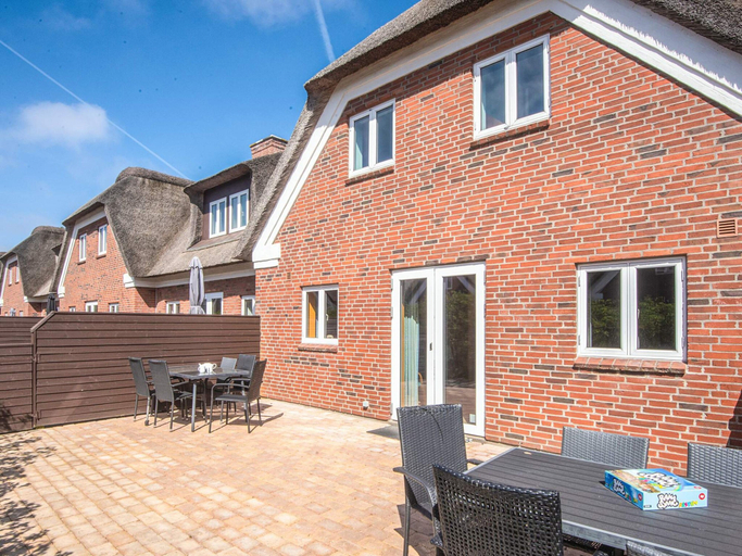Others 2, 4 Star Holiday Home in Blavand, Varde