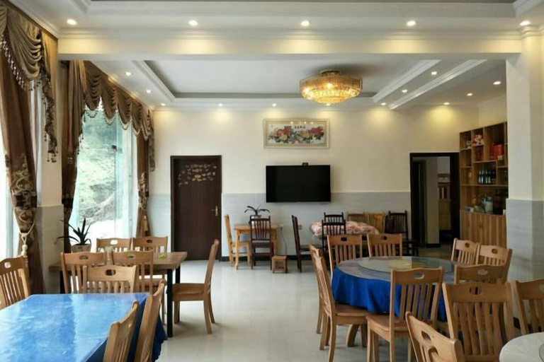 Food & Drinks 3, Wenfeng Villa, Ya'an