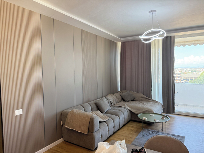 Others 5, Sui Apartments, Durrësit