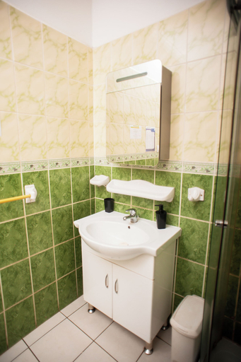 Bathroom 3, Villa Espoir - Guest house, terrace overlooking Tana, breakfast included, Analamanga