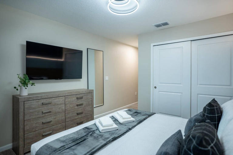Others 4, 9BR Solara Pool, Spa & Super Mario Game Room, Osceola