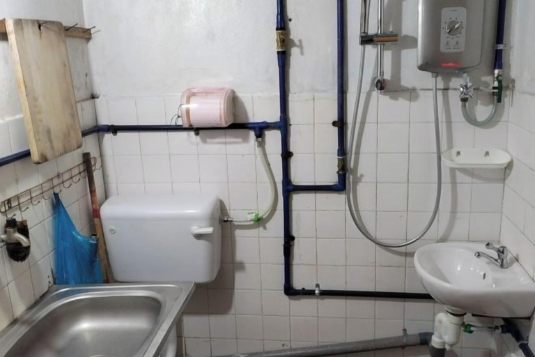 Bathroom 3, Wisma Orchid Homestay Tuaran, Tuaran