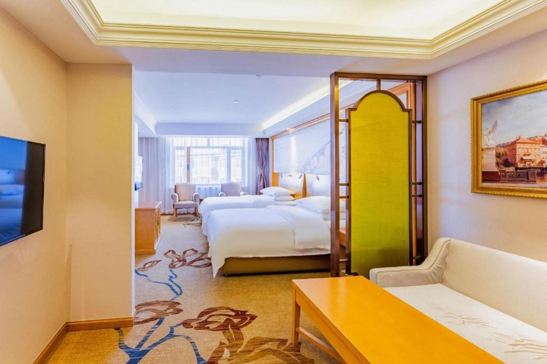 Bedroom 2, Vienna Hotel (Dunhua High-speed Railway Station), Yanbian Korean
