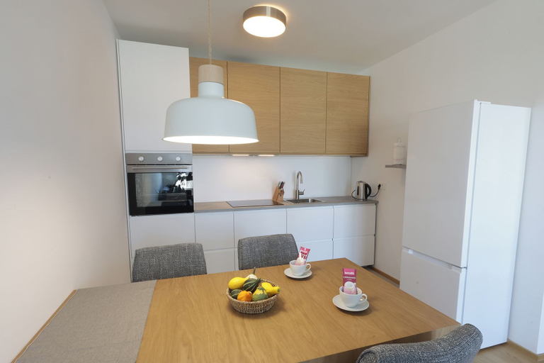 Others 2, Apartment Kern with Indoor Parking, Kranj