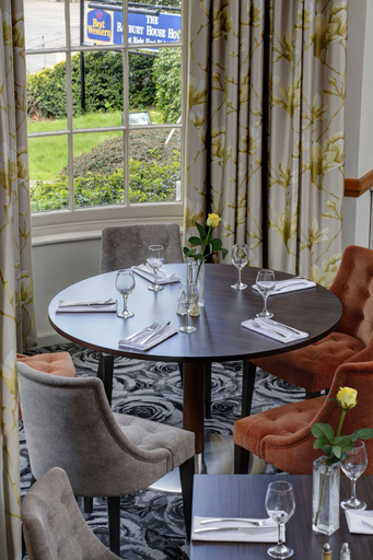 Others 3, Banbury House Hotel, Oxfordshire
