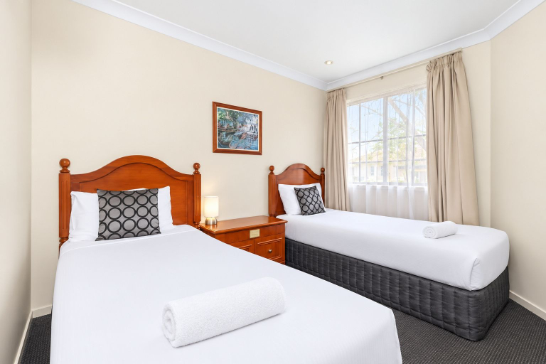Bedroom 3, Best Western Ambassador Motor Inn & Apartments, Wagga Wagga - Pt A