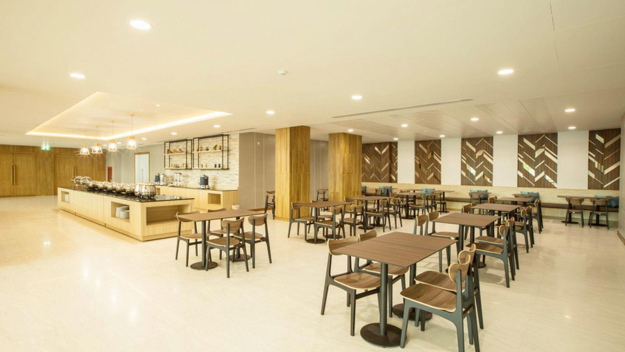 Food & Drinks 5, Paragon Grand Resort, Pattaya