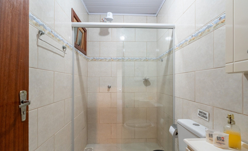 Others 3, 2-br House w/ Barbecue in Rio Tavares Mja0060, Florianopolis
