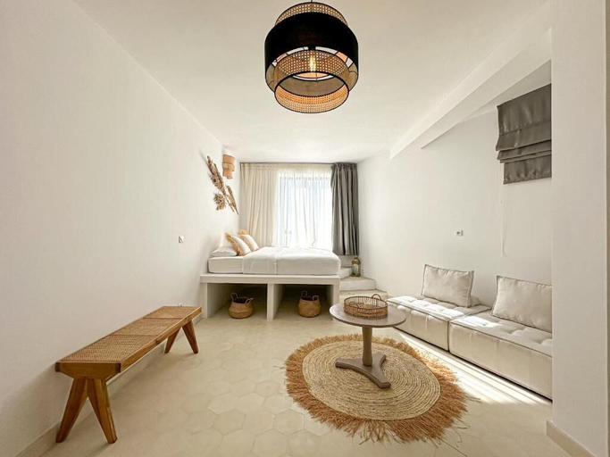 Others 5, Villa Le Belvedere, Tanger-Assilah