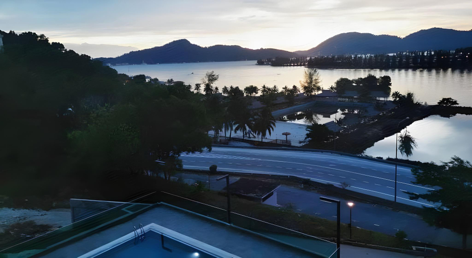 Exterior & Views 1, Marina Heights Hotel Residences, Manjung