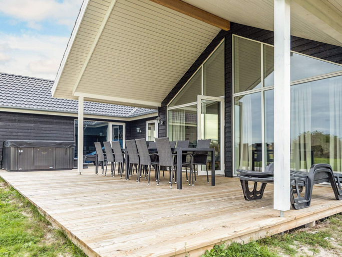 Others 4, 5 Star Holiday Home in Jerup, Frederikshavn