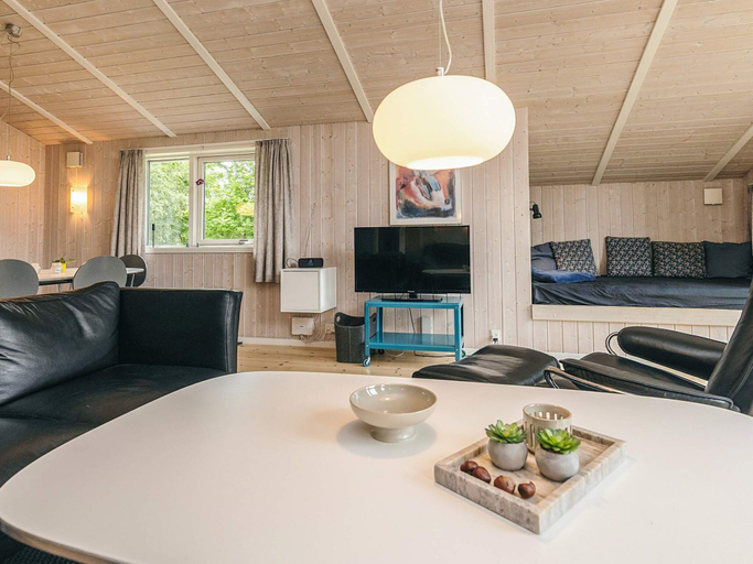 Others 4, 4 Star Holiday Home in Hadsund, Mariagerfjord