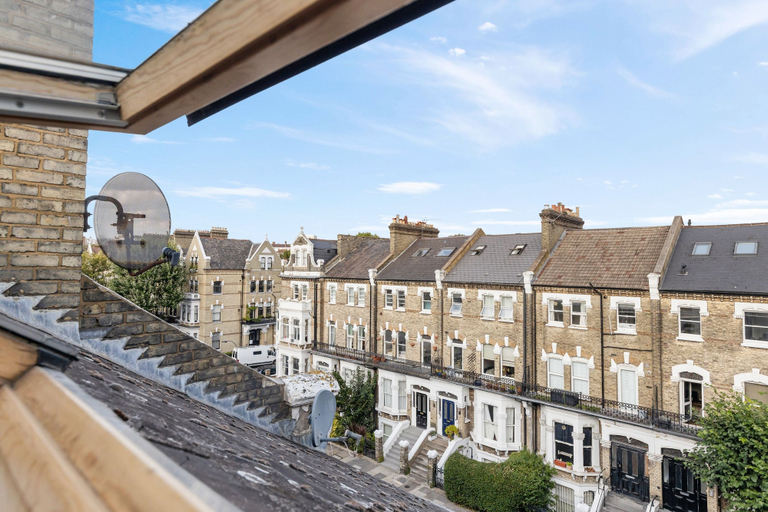 Others 5, Cosy West Kensington 3-bed Home, Sleeps 8, London