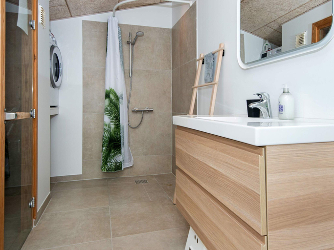 Bathroom 3, 4 Star Holiday Home in Bjert, Kolding