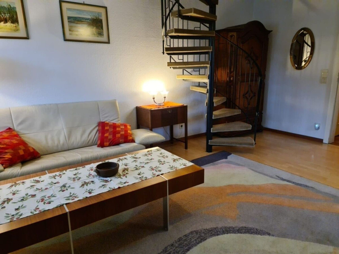 Others 4, Holiday Home in Nieblum With Swimming Pool, Nordfriesland