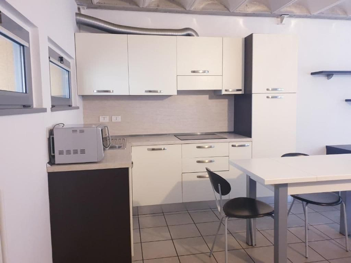 Others 5, Appattamento MODERNO X4, Lecco