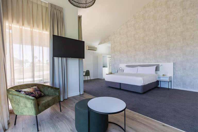 Bedroom 2, Formosa Golf Resort, Manukau