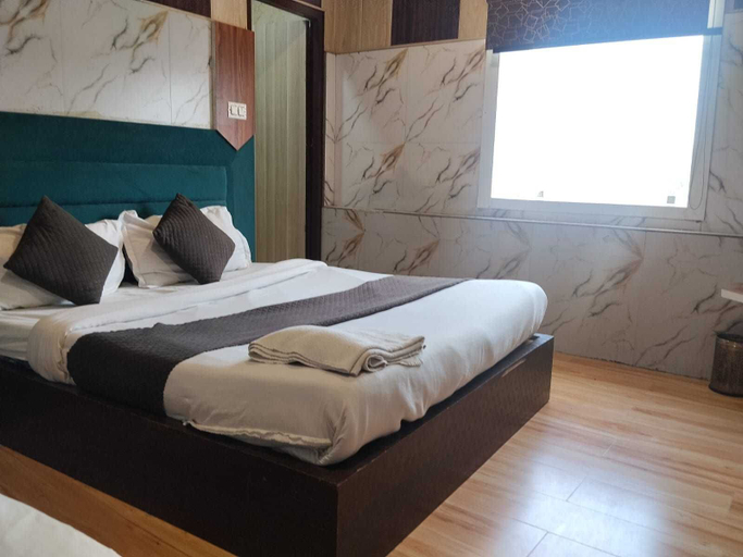 Others 2, Hotel O IJ Grand, Amritsar